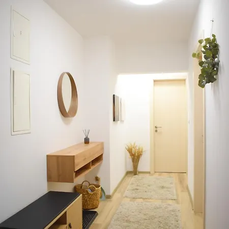 With Garden & Free Parking & Late Check Out * Trnava